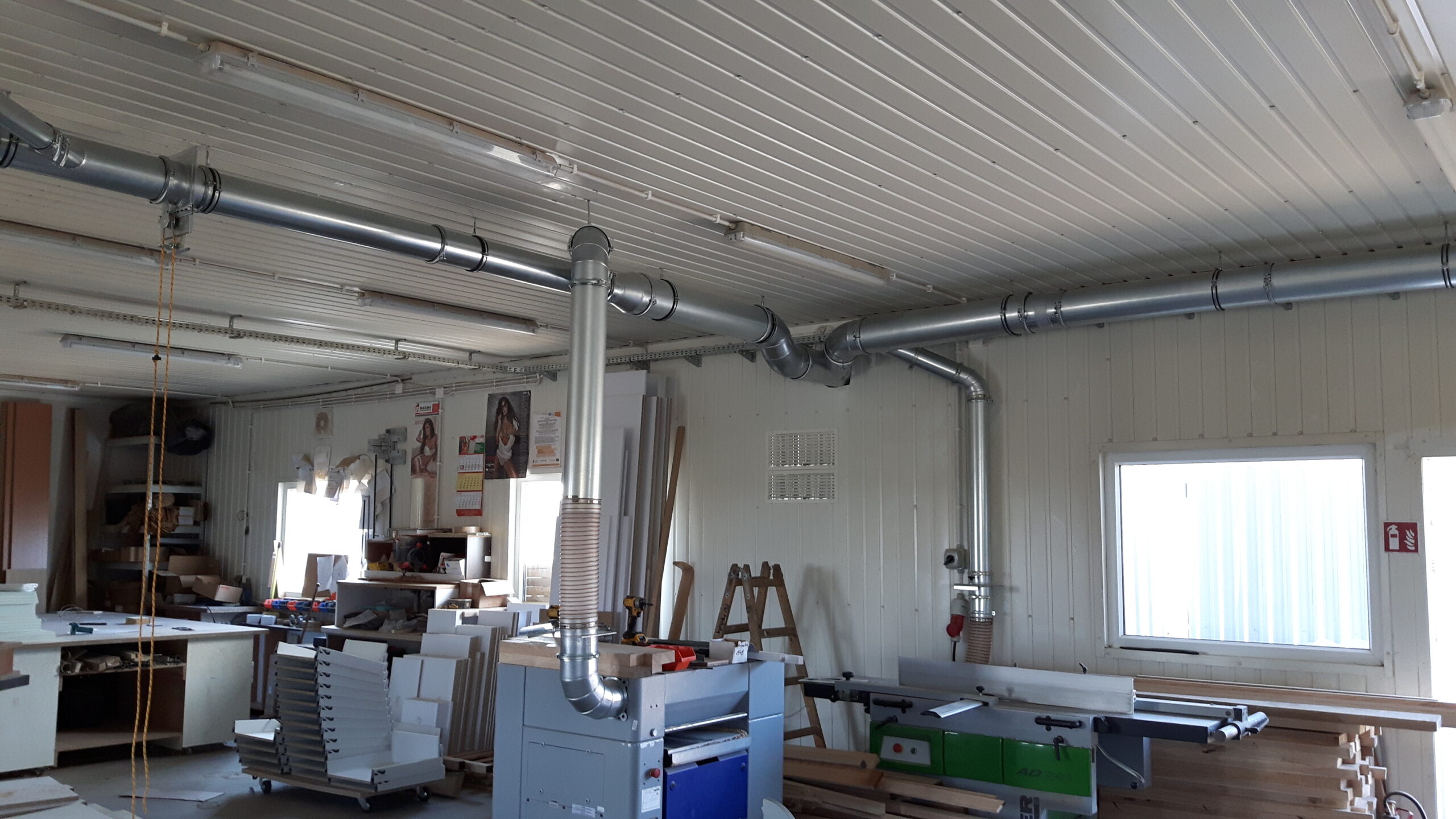 Instalacja odciągu wiórów
